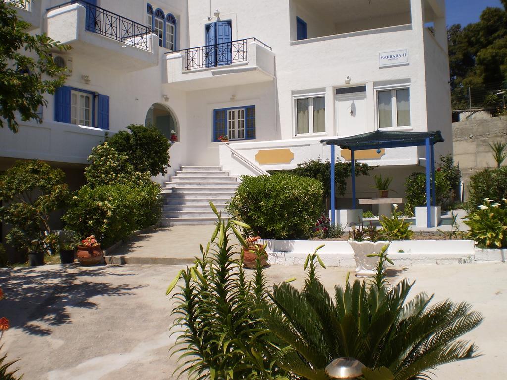 Hotel Barbara II Agia Marina  Exteriér fotografie